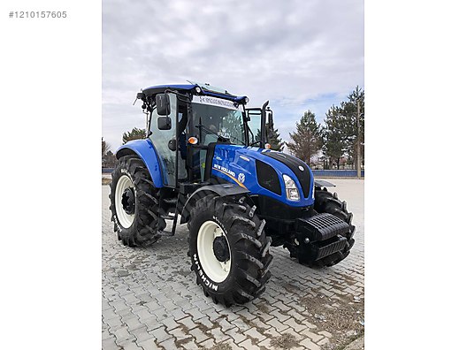 Machinery / Agricultural Machines / Tractors / New Holland / TR5.110