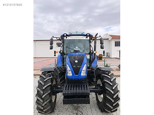 Machinery / Agricultural Machines / Tractors / New Holland / TR5.110