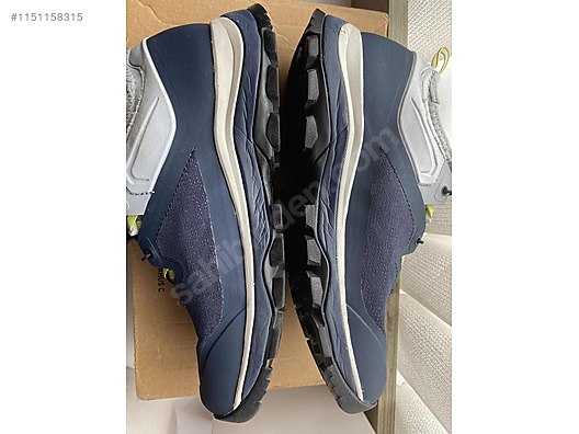 Decathlon salomon xa hotsell pro 3d