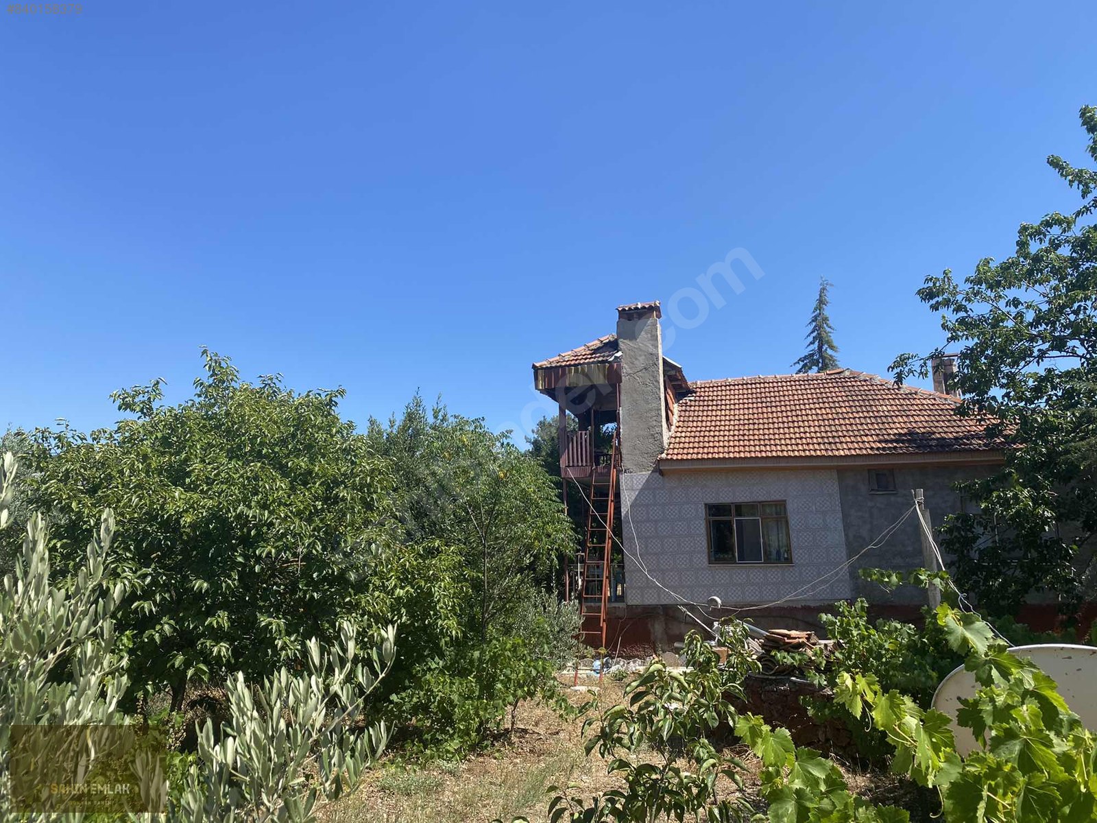 Emlak Ofisinden Satılık 3.5+1, 950 m² Müstakil Ev 280.000 TL�ye