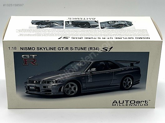 Autoart Diecast Model 1:18 Nissan Araba - 1325158597