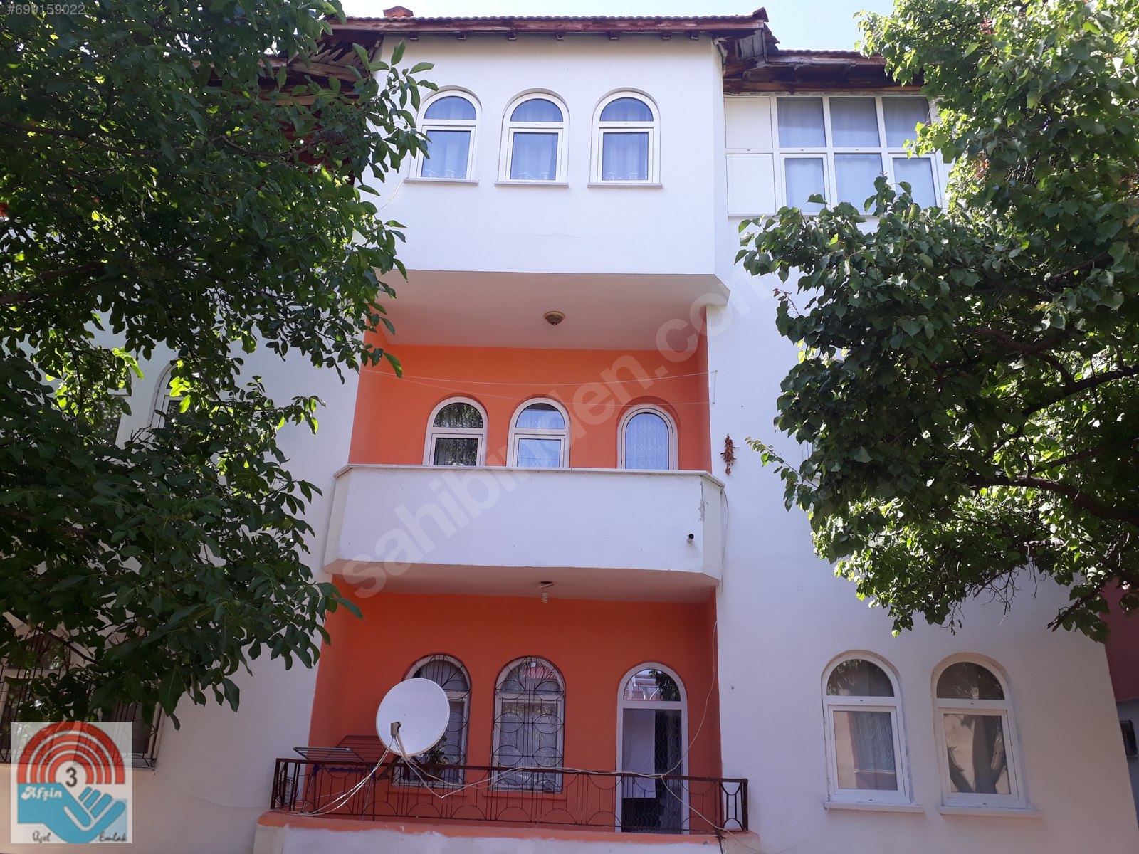 Emlak Ofisinden Satılık 4+1, 450 m² Müstakil Ev 462.500 TL�ye