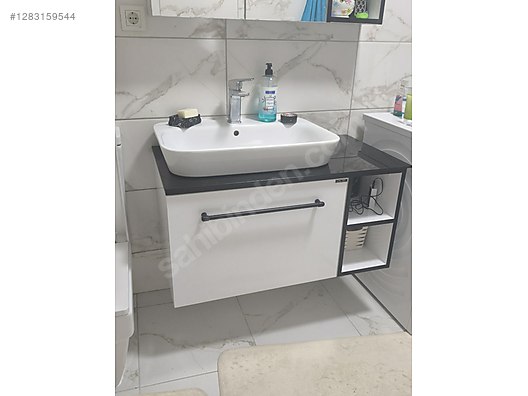 Used & Brand New Items / Garden & Home Improvement / Home Improvement / Bathroom & Kitchen / Bathroom Cabinets