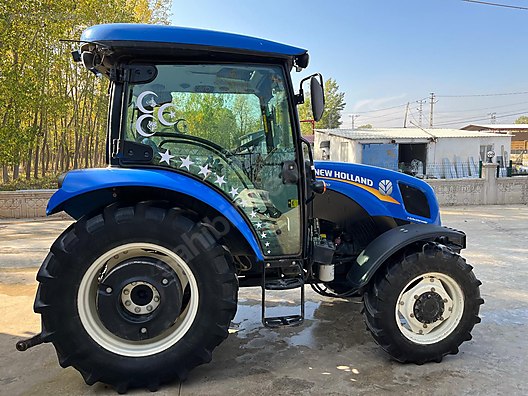 Machinery / Agricultural Machines / Tractors / New Holland / TT4.50