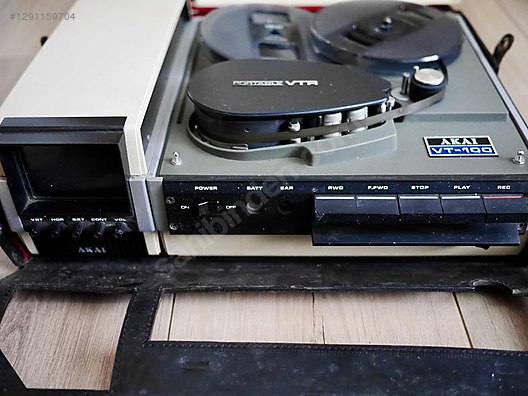 Akai VT-100 Portable VTR Video Tape Recorder ve VM-100 monitör ...