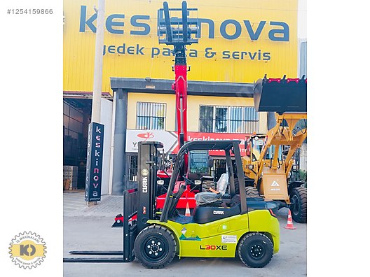 2025 CLARK 3 TON LİTYUM AKÜLÜ FORKLİFT 4800MM TRP ASANSÖR