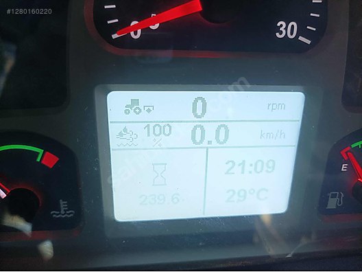 Machinery / Agricultural Machines / Tractors / New Holland / TD5.90