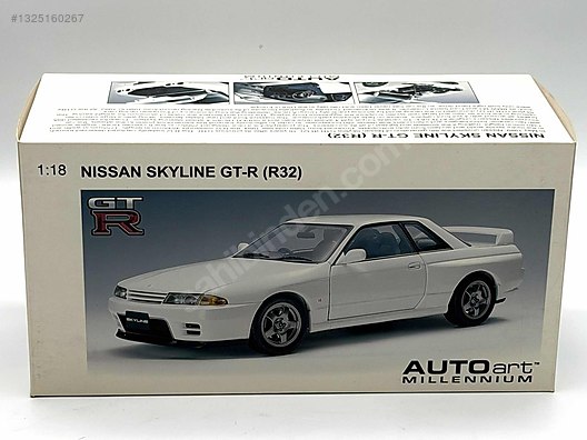Autoart Diecast Model 1:18 Nissan Araba - 1325160267