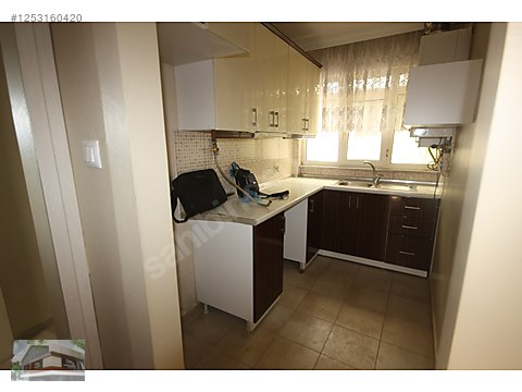 ÇİÇEKCİ MERKEZDE KULLANIŞLI 2+1 DAİRE KİRALIKTIR