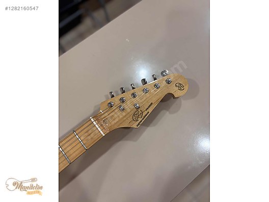 İkinci El ve Sıfır Alışveriş / Müzik / Müzik Aletleri / Telli Çalgılar / Gitar / Elektro