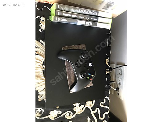 XBOX ONE X 9 NESİL KOL. ÇOK TEMİZ VE TAMİR GÖRMEDİ OYUNLARIYLA