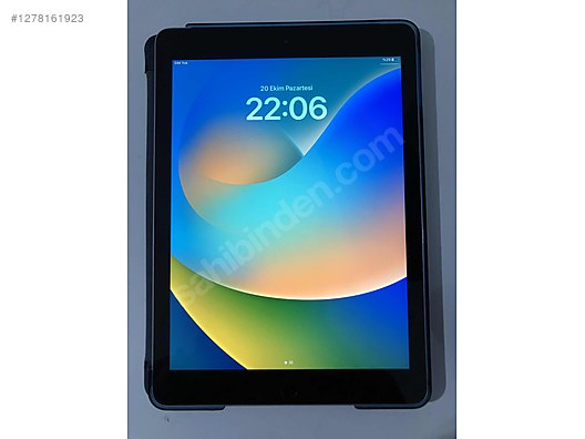 Apple iPad 5 32 GB Tablet - 1278161923