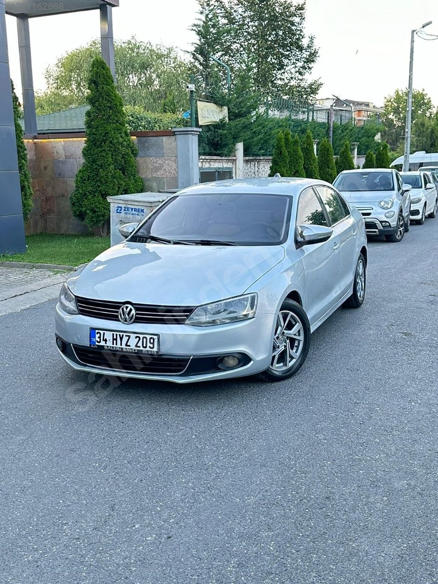 Volkswagen / Jetta / 1.6 TDI / Trendline / 2013 OTOMATİK JETTA YUKSEL ...