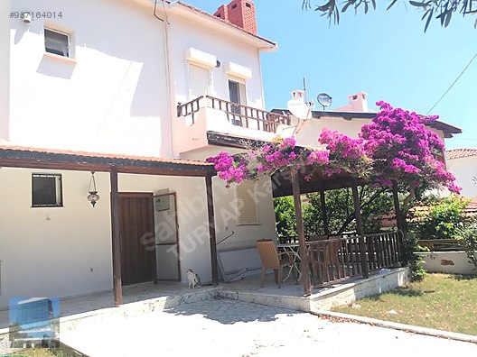 cesme germiyan bahcelievler sitesinde kiralik 4 1 yazlik kiralik villa ilanlari sahibinden com da 937164014
