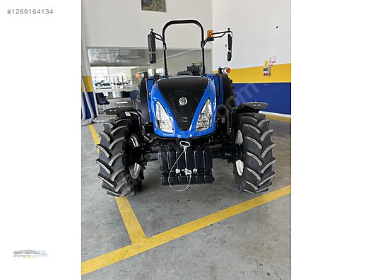 Machinery / Agricultural Machines / Tractors / New Holland / T3.70B