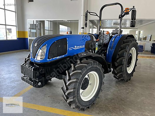 Machinery / Agricultural Machines / Tractors / New Holland / T3.70B