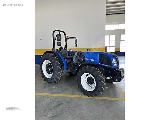 Machinery / Agricultural Machines / Tractors / New Holland / T3.70B