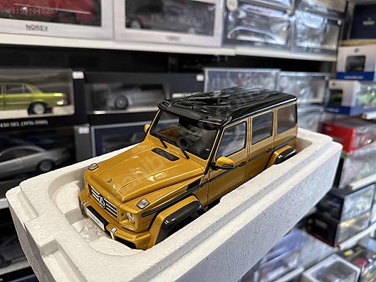 1:18 GT-SPIRIT Mercedes-Benz G 500 4x4 G-CLASS GOLD G-CLASS on