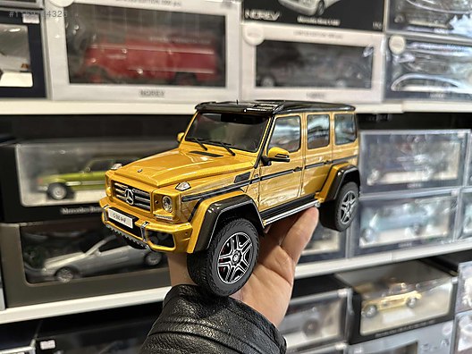 1:18 GT-SPIRIT Mercedes-Benz G 500 4x4 G-CLASS GOLD G-CLASS on