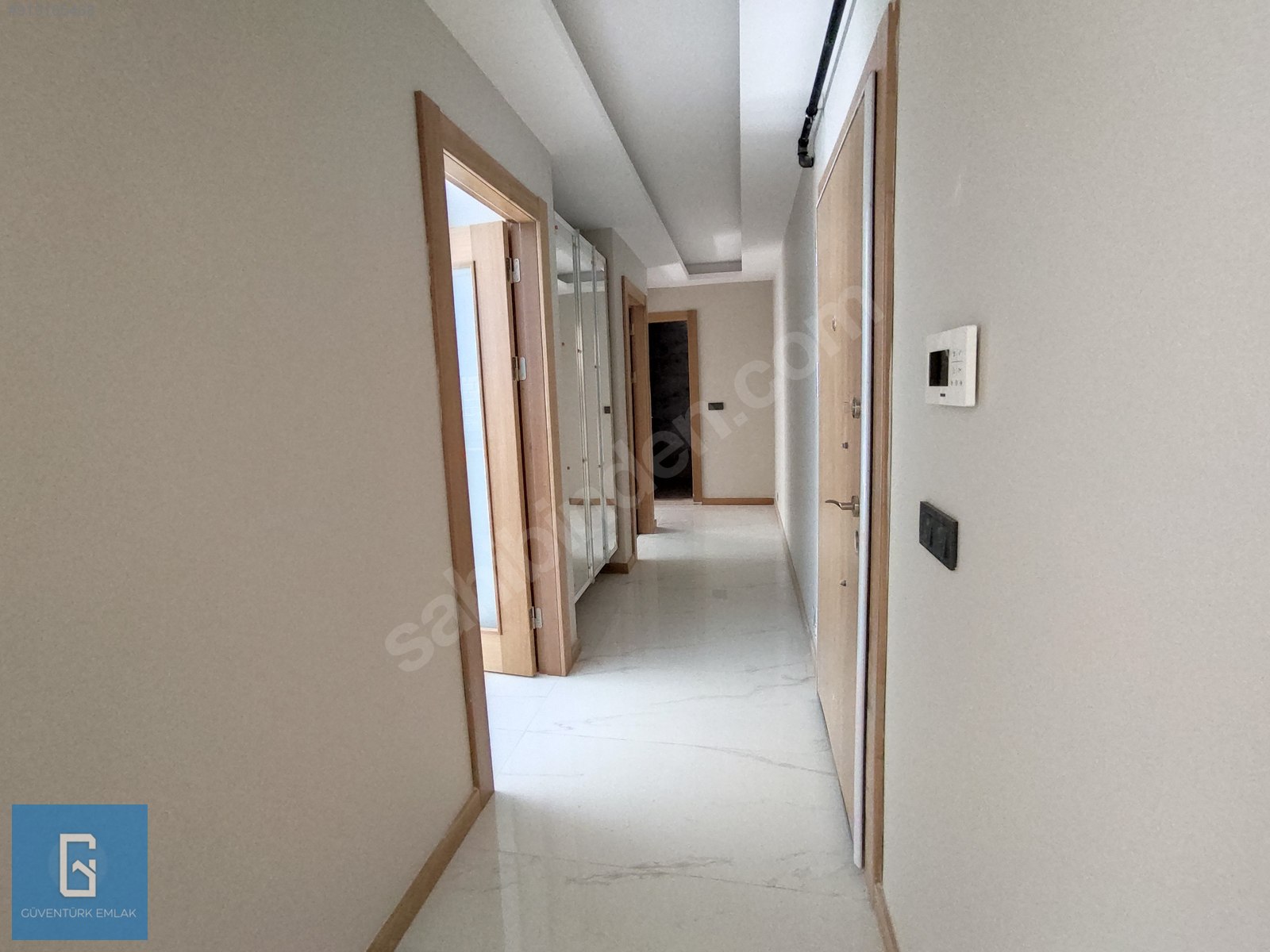 Seferihisar�da Satılık Sıfır Daire Havuzlu Site İçerisinde 2+1