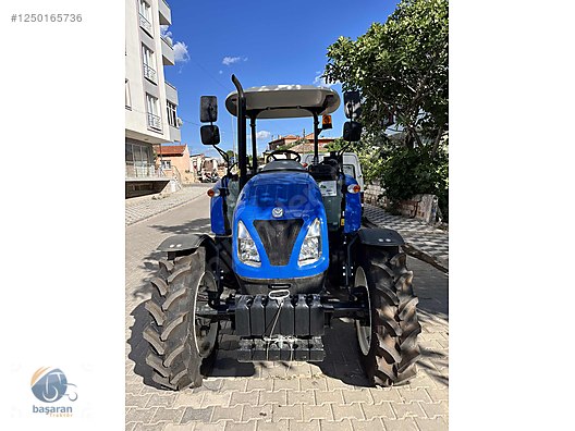 Machinery / Agricultural Machines / Tractors / New Holland / T4.70S