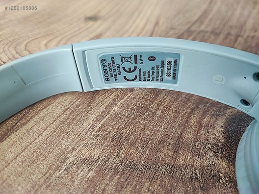 Used & Brand New Items / Cell Phones & Accessories / Accessories / Bluetooth Headphones