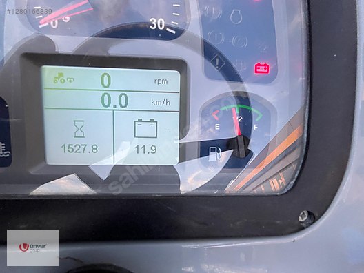 Machinery / Agricultural Machines / Tractors / New Holland / T3.70B