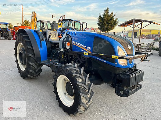 Machinery / Agricultural Machines / Tractors / New Holland / T3.70B
