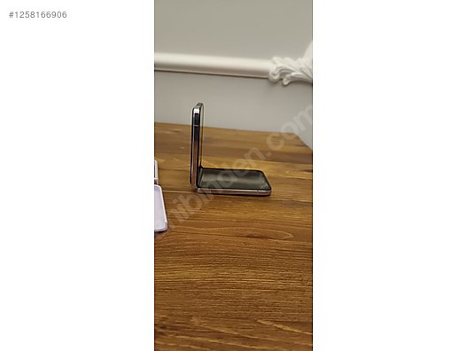 Used & Brand New Items / Cell Phones & Accessories / Cell Phones / Xiaomi / Mix Flip