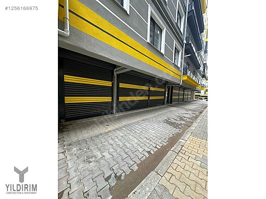 İstiklal Mahallesinde Sıfır, Otomatik Kepenkli Geniş Garajlar! #1256166975