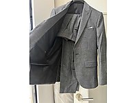 Genç erkek- çocuk takım elbisesi