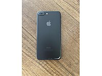 1 yil kulanilmiş 7 Plus