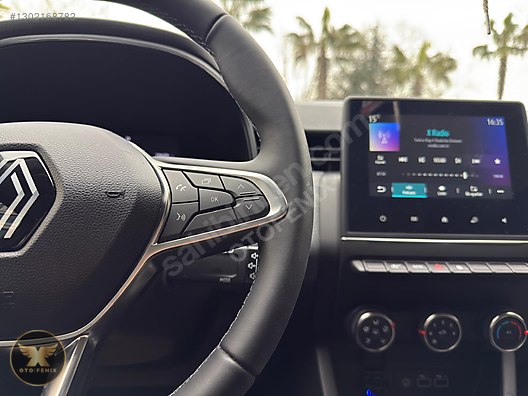 OTOFENİX 2024 RENAULT CLIO 1.0 TCE EVOLUTION 19.609 KM