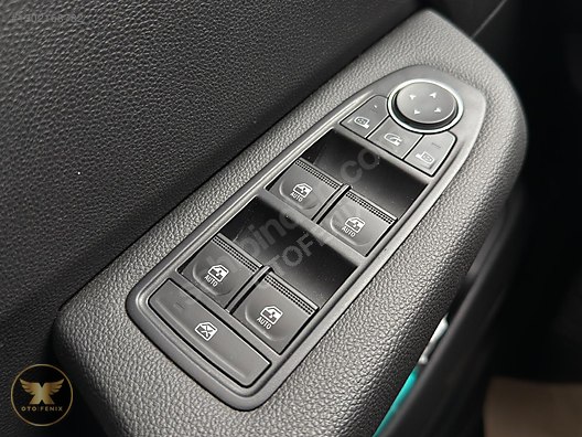 OTOFENİX 2024 RENAULT CLIO 1.0 TCE EVOLUTION 19.609 KM