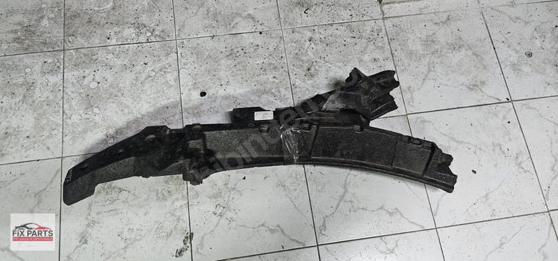 Mercedes CLA Tampon (Ön)