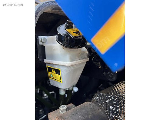 Machinery / Agricultural Machines / Tractors / New Holland / T4.60S