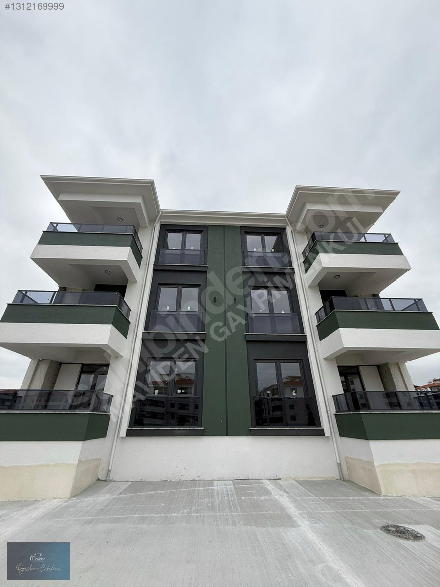 KENT PARK CİVARI YOL CEPHE 3+0 SIFIR SATILIK DAİRELER