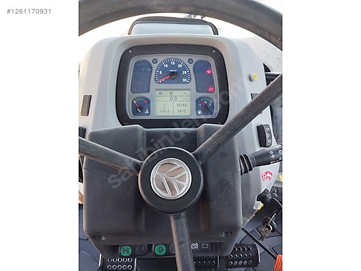 Machinery / Agricultural Machines / Tractors / New Holland / T4.70S