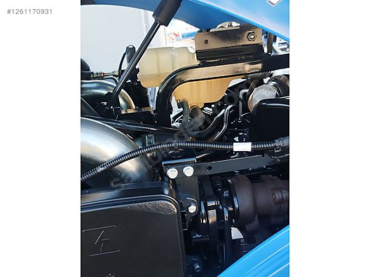 Machinery / Agricultural Machines / Tractors / New Holland / T4.70S