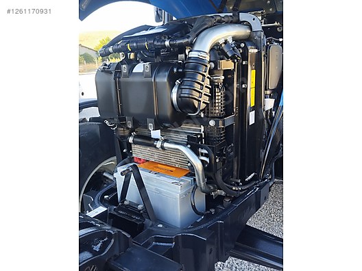 Machinery / Agricultural Machines / Tractors / New Holland / T4.70S