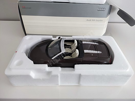 Kyosho Diecast Model 1:18 Audi Araba - 1011171677