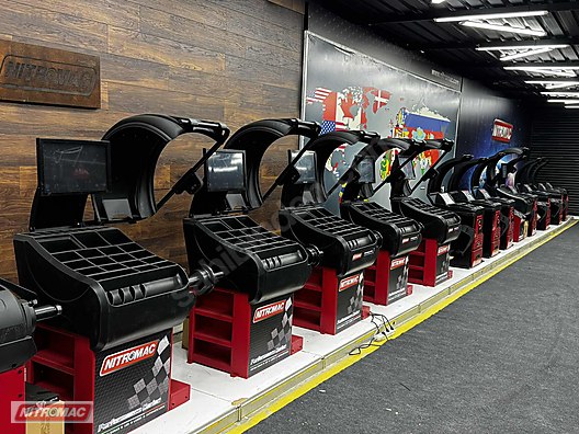 İş Makineleri & Sanayi / Sanayi / Endüstri Makineleri / Otomotiv