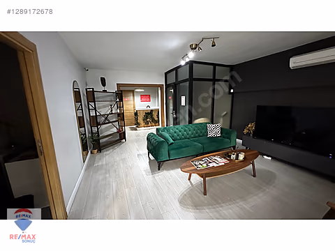 Bostancı Bağdat Caddesinde Satılık 4+1 Ofis Katı 160 m2