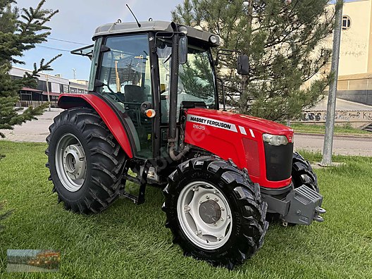2635 2017 Massey Ferguson