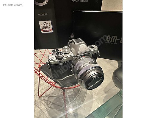 Olympus OM-D E-M10 Mark II Aynasız Dijital Fotoğraf Makinesi