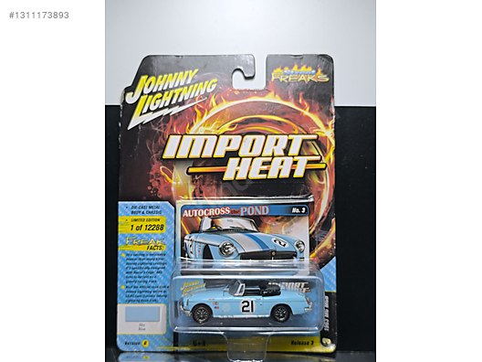 Johnny Lightning Diecast Model 1:64 MG Araba - 1311173893