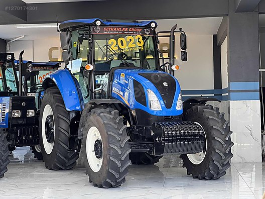 Machinery / Agricultural Machines / Tractors / New Holland / TR5.100