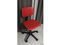 IKEA ALRIK TEKERLEKLİ ÇALIŞMA SANDALYESİ KIRMIZI HASARSIZ