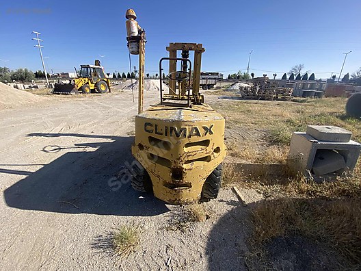 Machinery / Industrial / Carrying & Stacking Equipment / Forklifts / For Sale / Climax