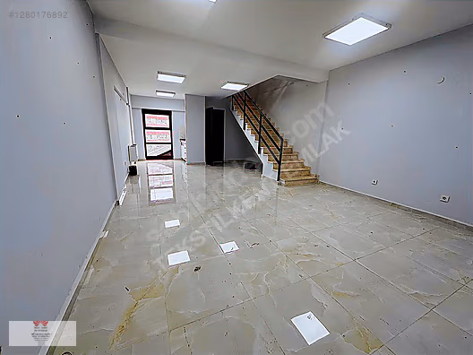 EM-OF EMLAK'TAN GİRİŞ KAT ŞIK YAPILI 100 m2 KİRALIK İŞ YERİ-OFİS #1280176892